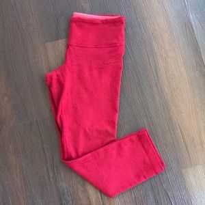 Lululemon red WU crops